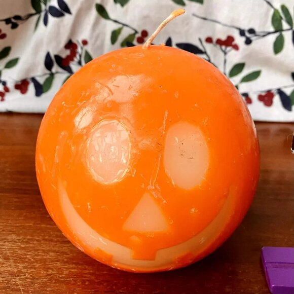 Halloween Decor Pumpkin Spice Candle Trick Or Treat Sign Placard - Picture 2 of 4